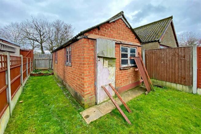 Detached Garage