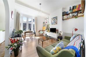 3, 1 St James Apartments, Pretoria Avenue, London E17 7DS