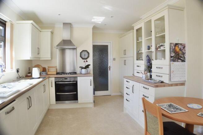 Kitchen 1