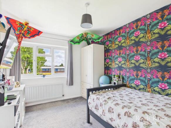 3 bed Semi-Detached for sale Image 10