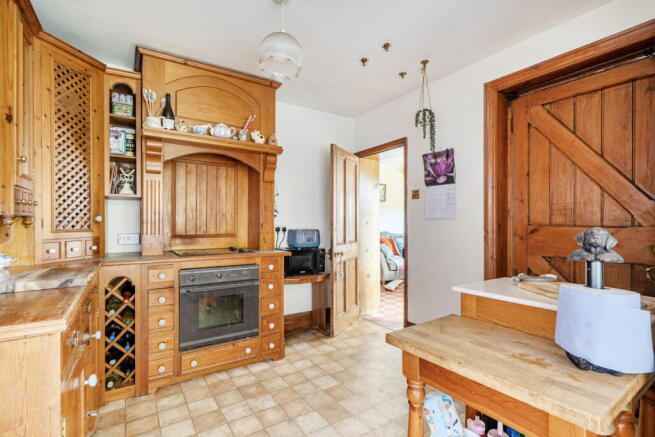 2 bed Semi-Detached for sale Image 10