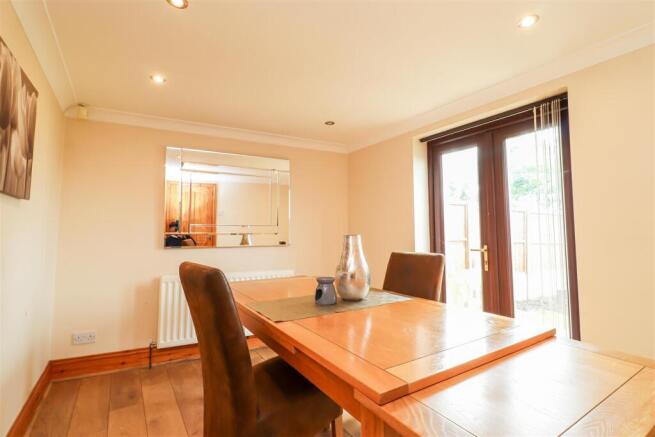 Birkwood Avenue, Sharlston Common, Wakefield photo 4