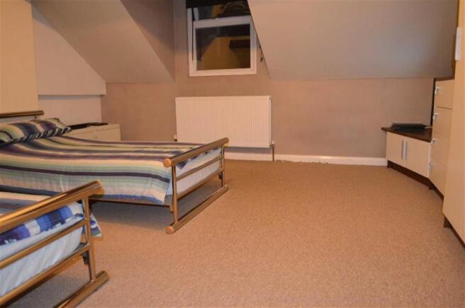 Bedroom 3: