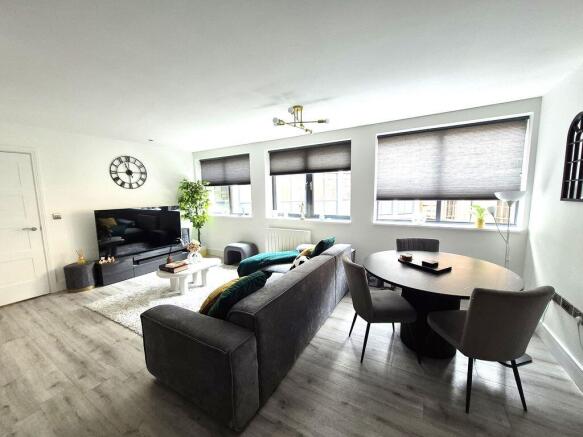 Lounge Dining Room