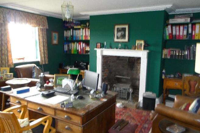 Photo 8