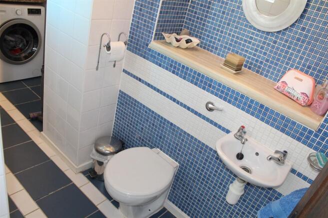 Photo 10