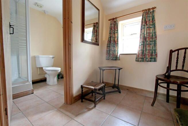 Shower room..jpg