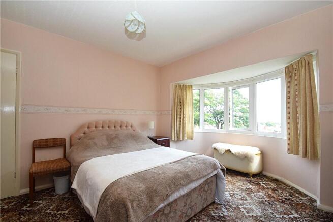 3 bed Semi-Detached for sale Image 8