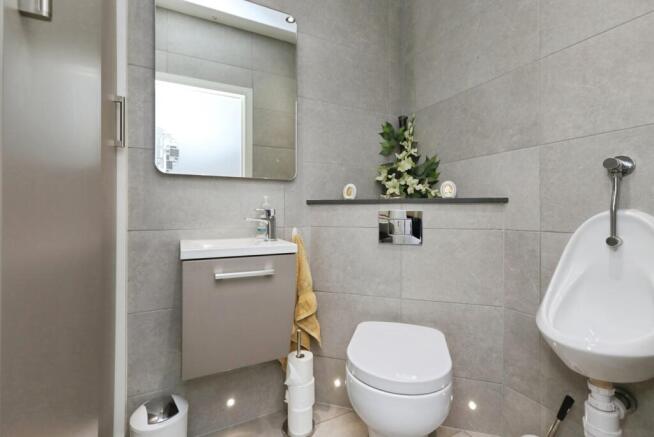 3 bed Bungalow for sale Image 12