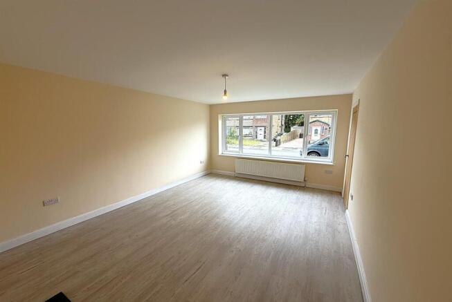 3 bed House to rent Image 5