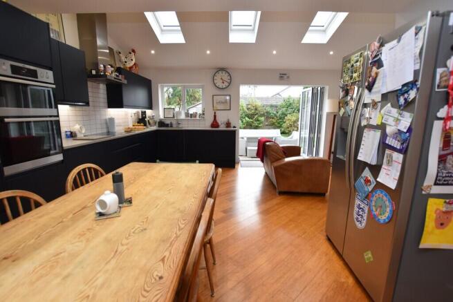 4 Fenno Close