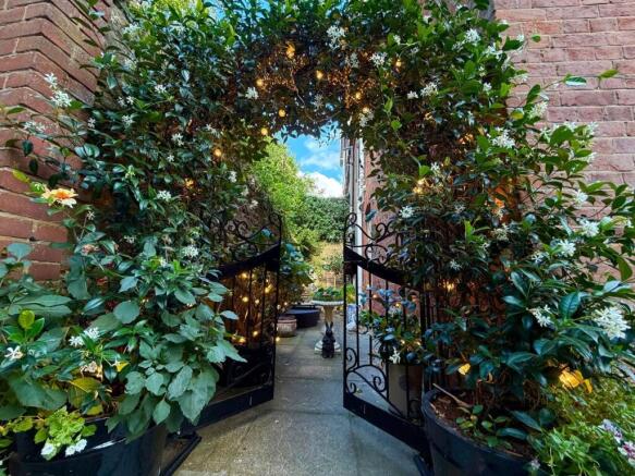 Private Courtyard