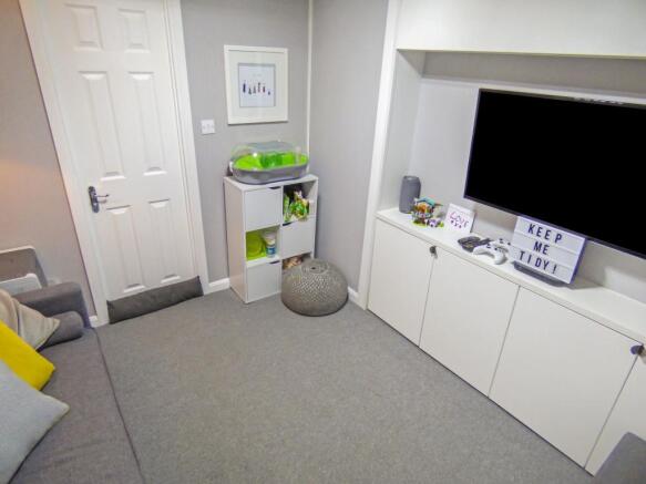 Photo 10