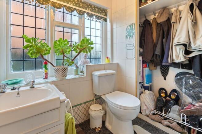 CLOAKROOM
