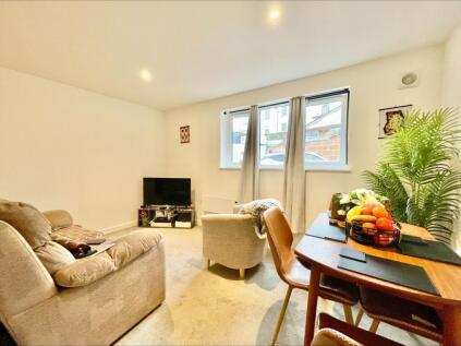Flat, Florist Court, High Street, Cullompton EX15 1UZ