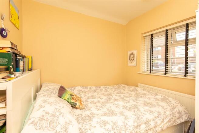 28 Fitzjohns Road-28.jpg