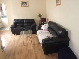 Flat 3, 102, Claude Road, Roath, Cardiff CF24 3QD