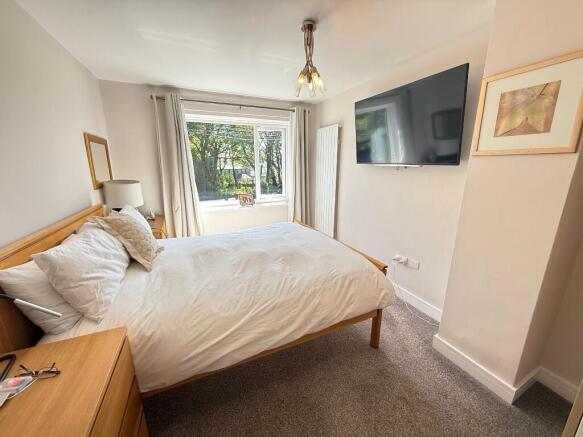 3 bed Town House for sale Image 10