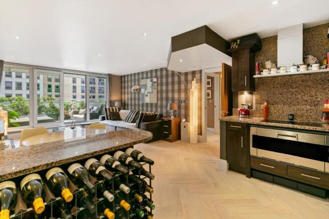 Kitchen / Living