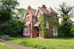 Dane Park Lodge, Park Crescent Road, Margate CT9 1RN