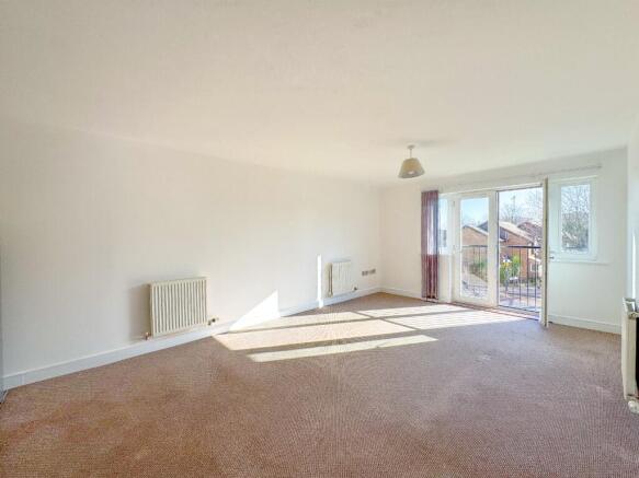 Pettacre Close, West Thamesmead, London, SE28 0PA photo 4