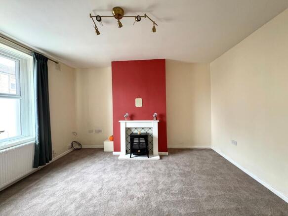 2 bed Terraced for sale Image 6