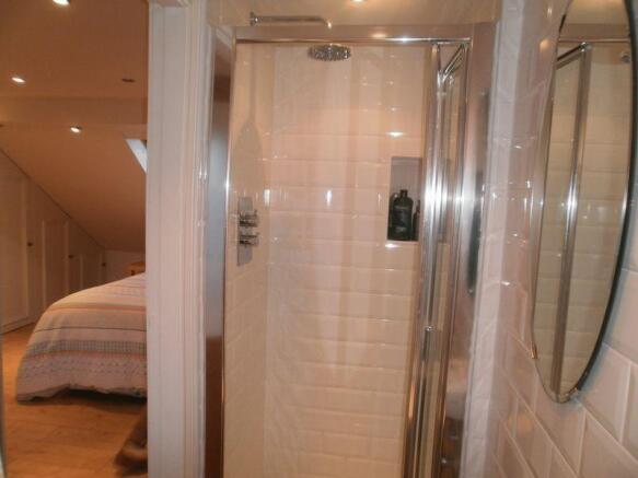 Ensuite Shower