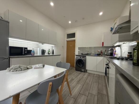 79 Colum Road Kitchen Angle