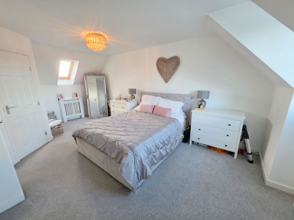4 bed End of Terrace for sale Image 9