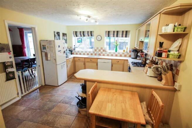 Kitchen / Breakfast Room