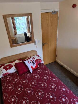 Bedroom 5a - 1a Willis Road.jpg