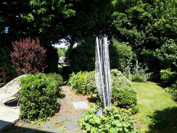 1 bed Semi-Detached to rent Image 8