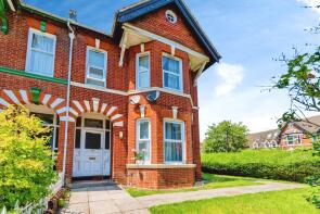 Flat 7, Ayes Court, Hill Lane, Southampton SO15 5AZ