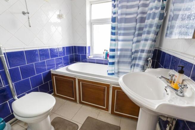 Bathroom / WC