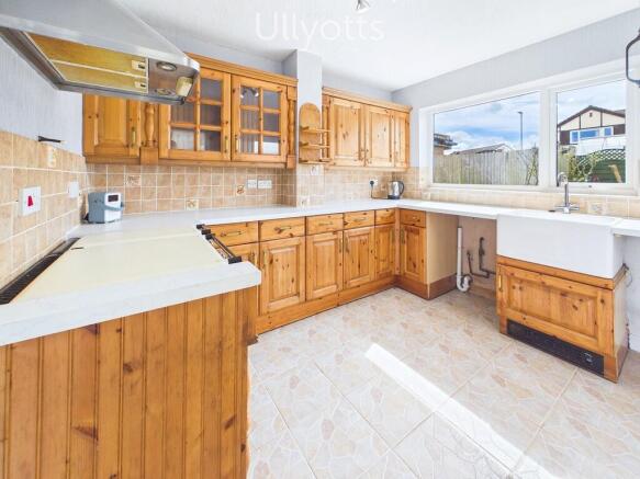 4 bed Semi-Detached for sale Image 7