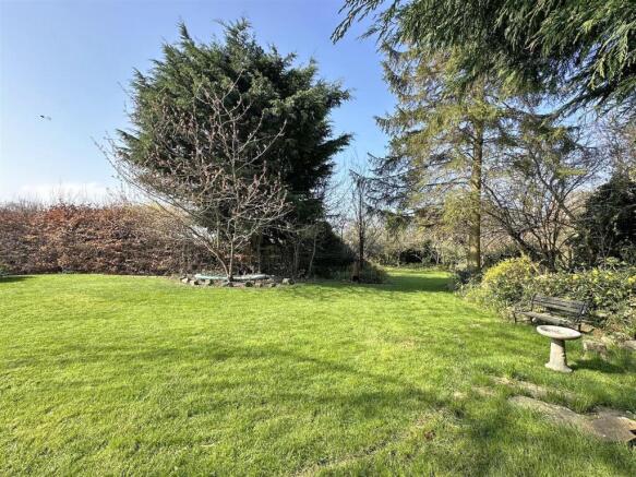 Photo 34