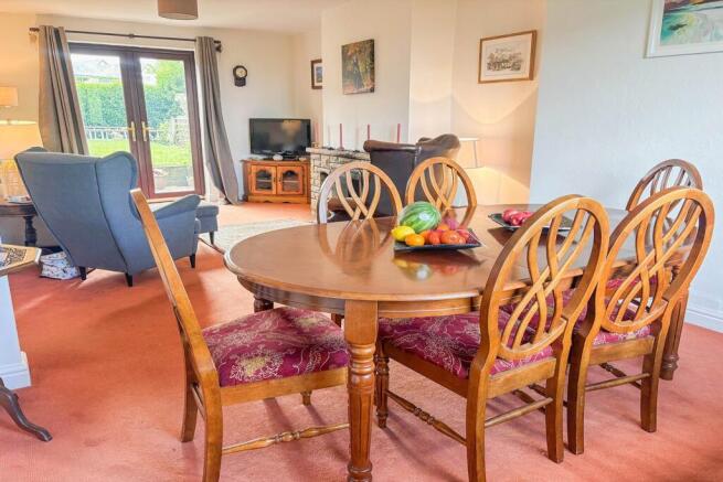 Dining Lounge