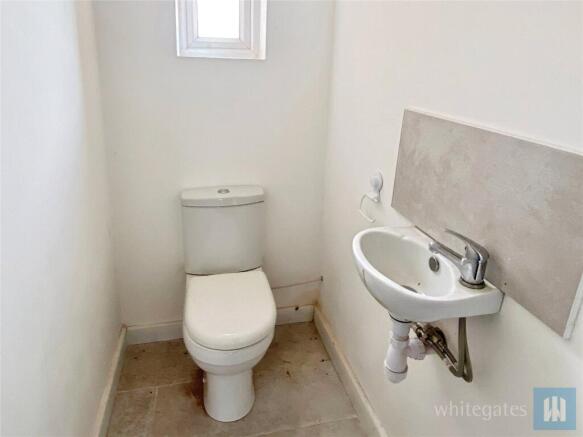 3 bed Semi-Detached for sale Image 6