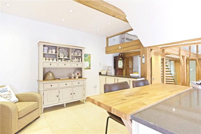 Kitchen/Breakfast Rm