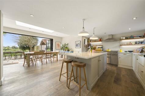 Ockham Lane, Cobham, Surrey, KT11