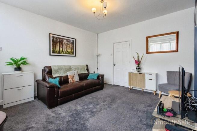 3 bed Terraced for sale Image 9