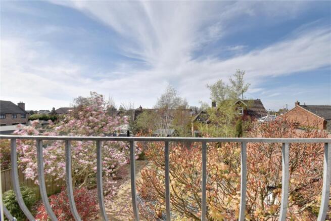 3 bed Bungalow for sale Image 10