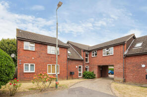 38, Kirkland Close, Sidcup DA15 8TP