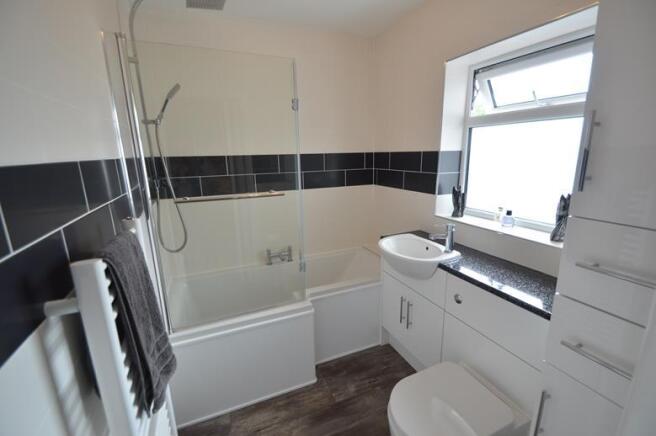 Ensuite bathroom