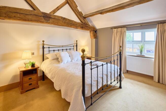 3 bed House for sale Image 11