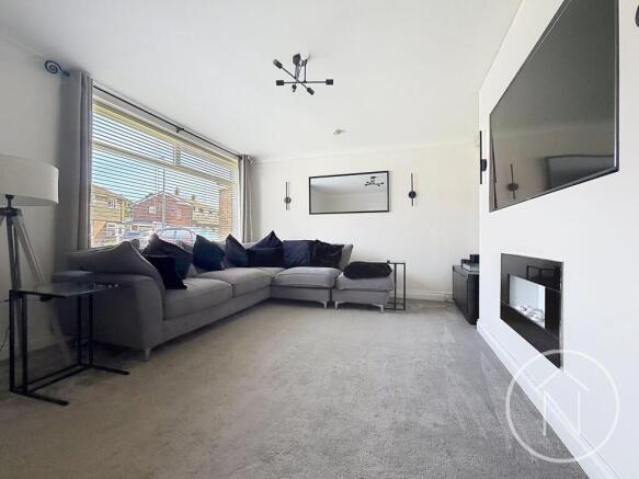 4 bed Detached for sale Image 7