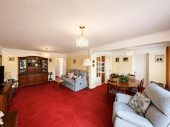 Solent Drive, Hythe, Southampton photo 4