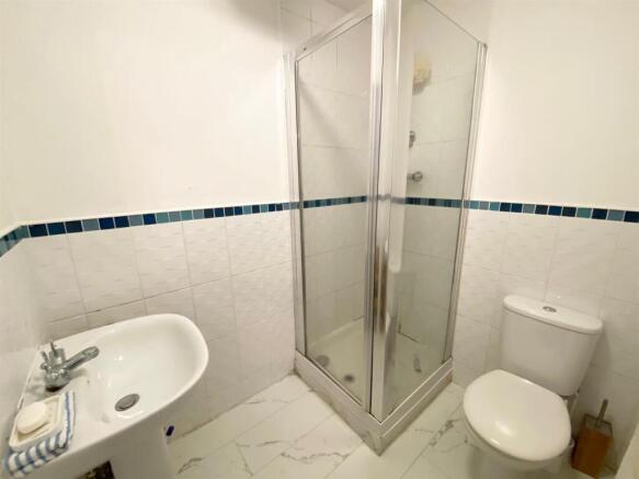 3 bed Town House for sale Image 10