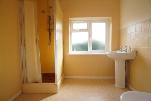 Family Shower Room