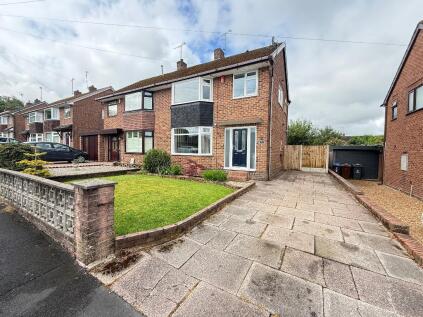 Pinewood Grove, Blythe Bridge, Stoke on Trent, ST11 9NJ